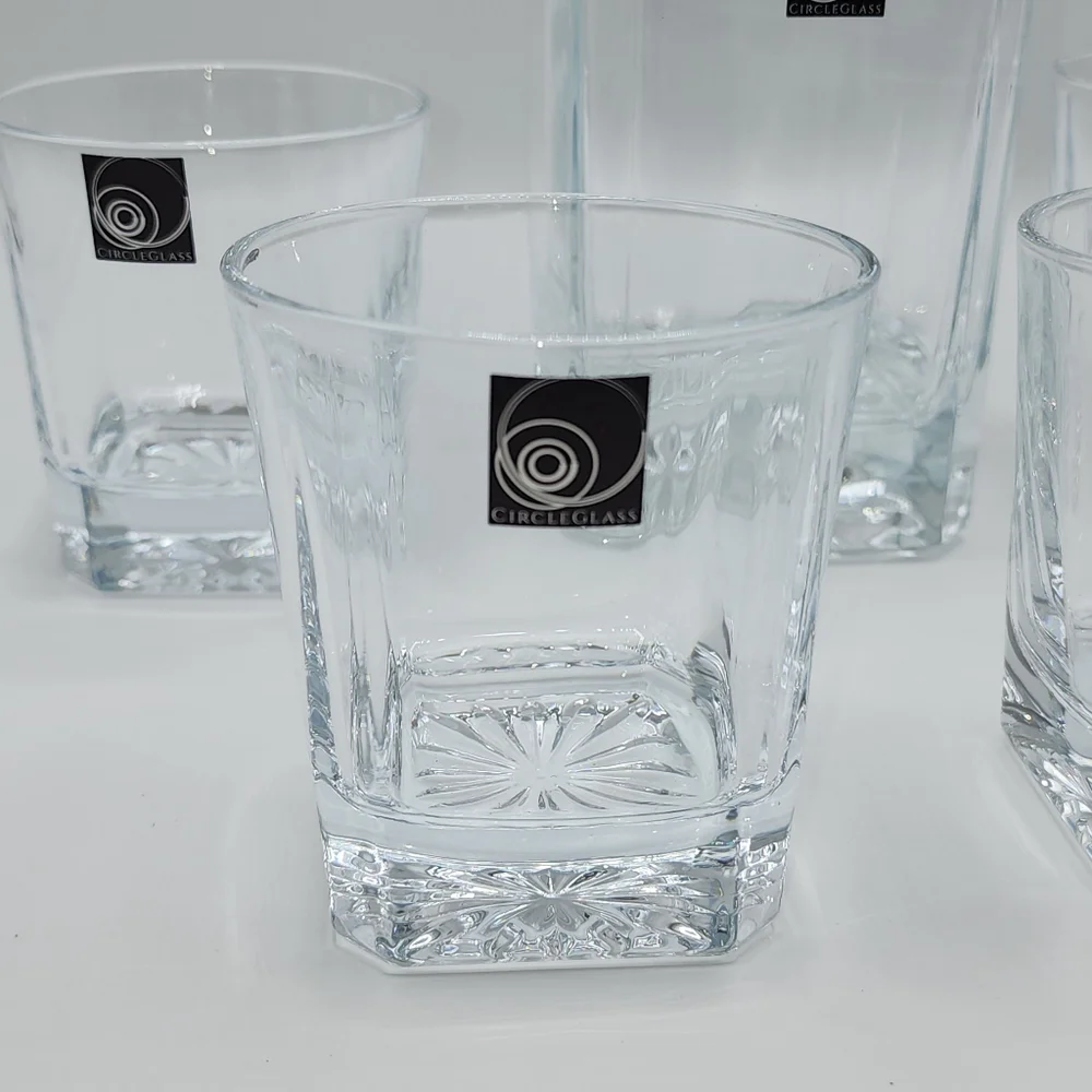 Circleware Royal Whiskey Decanter‎ Set of 6pc 26oz